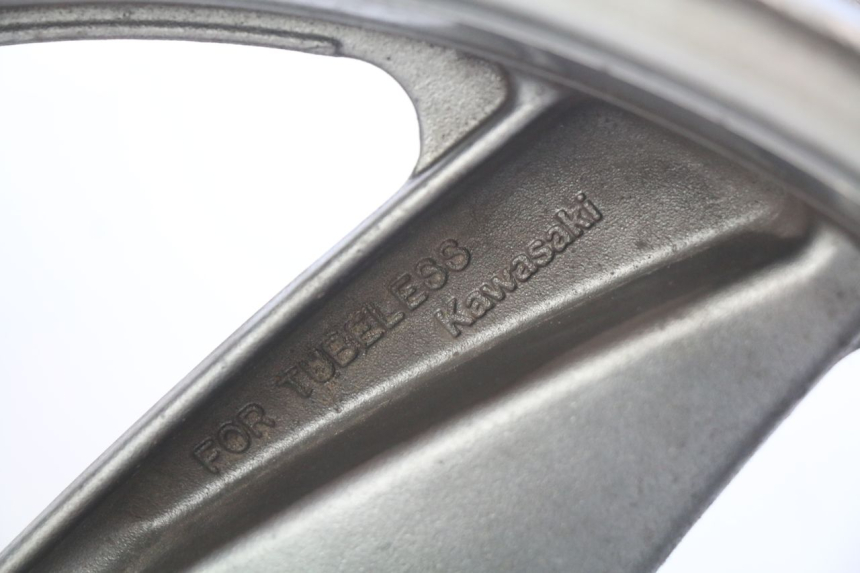 photo de LLANTA TRASERA KAWASAKI ZZR 600 (1995 - 2004)