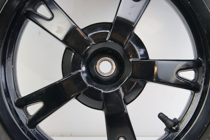 photo de LLANTA TRASERA PEUGEOT KISBEE 2T 50 (2010 - 2017)