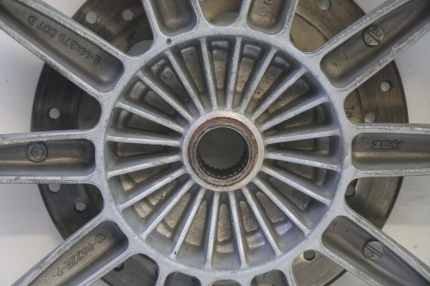 photo de LLANTA TRASERA PIAGGIO MP3 RL 250 (2007 - 2010) - Otra vista del artículo