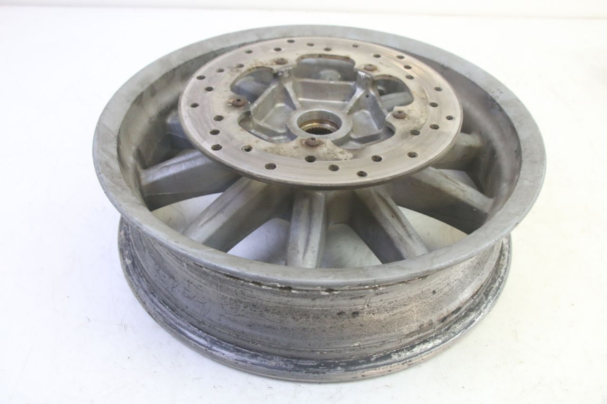 photo de LLANTA TRASERA PIAGGIO MP3 RL 250 (2007 - 2010) - Primer plano técnico