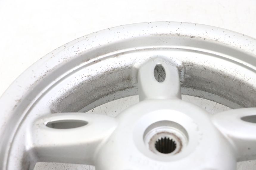 photo de LLANTA TRASERA YAMAHA NEOS NEO'S 4T 50 (2008 - 2016) - Zoom sobre los componentes