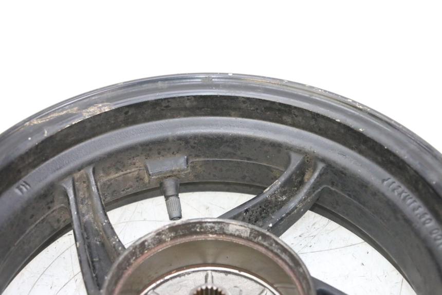 photo de LLANTA TRASERA SYM ORBIT 2 4T 50 (2008 - 2017) - Zoom sobre los componentes