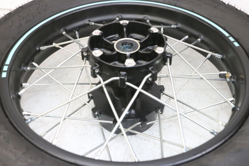 photo de LLANTA TRASERA ROYAL ENFIELD SCRAM 411 (2022 - 2024)