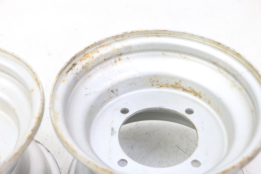 photo de LLANTA TRASERA HYTRACK S 150 (2003 - 2011)