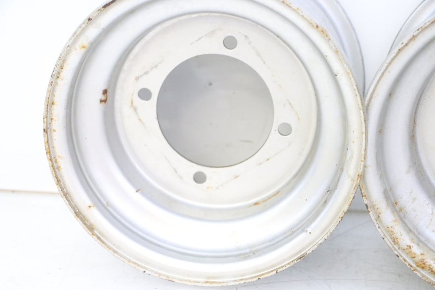 photo de LLANTA TRASERA HYTRACK S 150 (2003 - 2011)