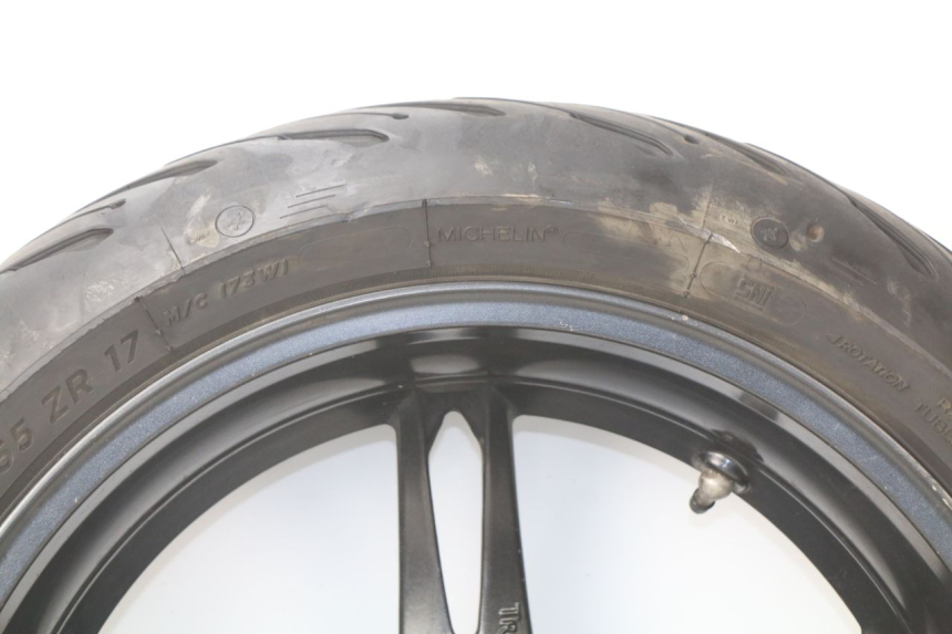 photo de LLANTA TRASERA TRIUMPH SPEED TRIPLE 1050 (2005 - 2007)