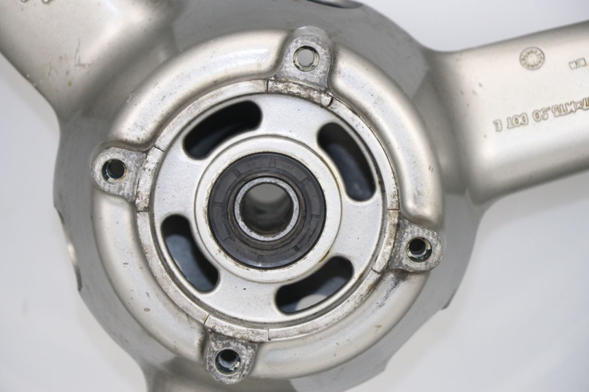 photo de LLANTA TRASERA TRIUMPH SPRINT RS 955 (2000 - 2001)