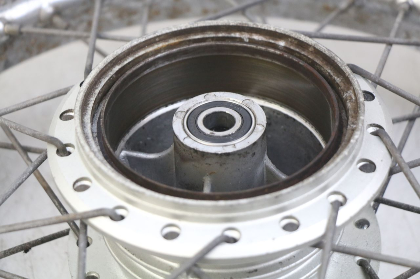 photo de LLANTA TRASERA YAMAHA SR 125 (1982 - 2003)