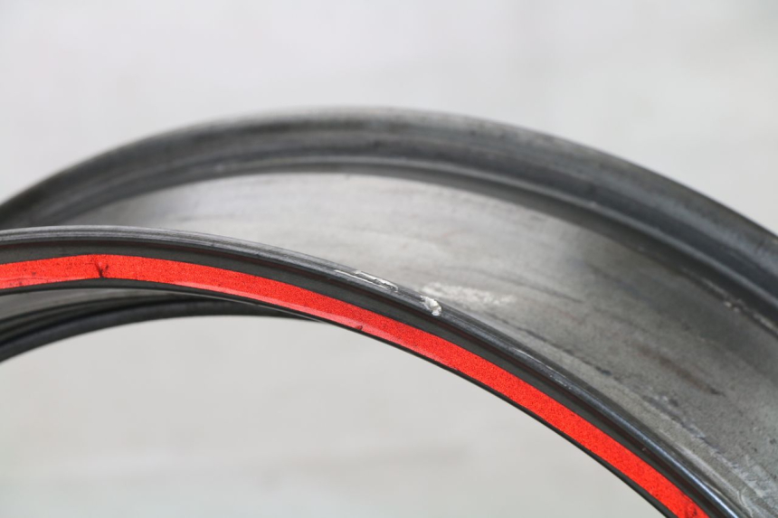 photo de LLANTA TRASERA SUZUKI GSX  INAZUMA 750 (1998 - 2003)