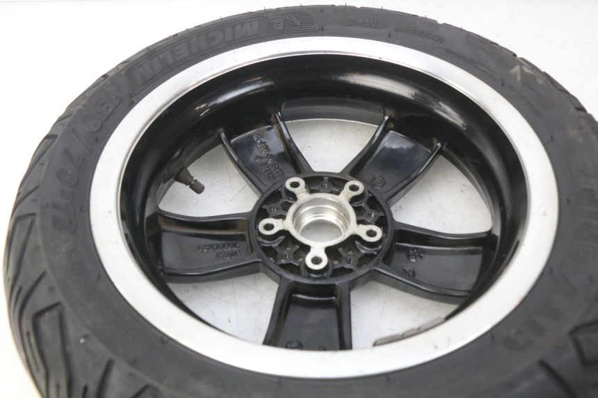 photo de LLANTA TRASERA PIAGGIO VESPA GTS IGET ABS 125 (2017 - 2023)