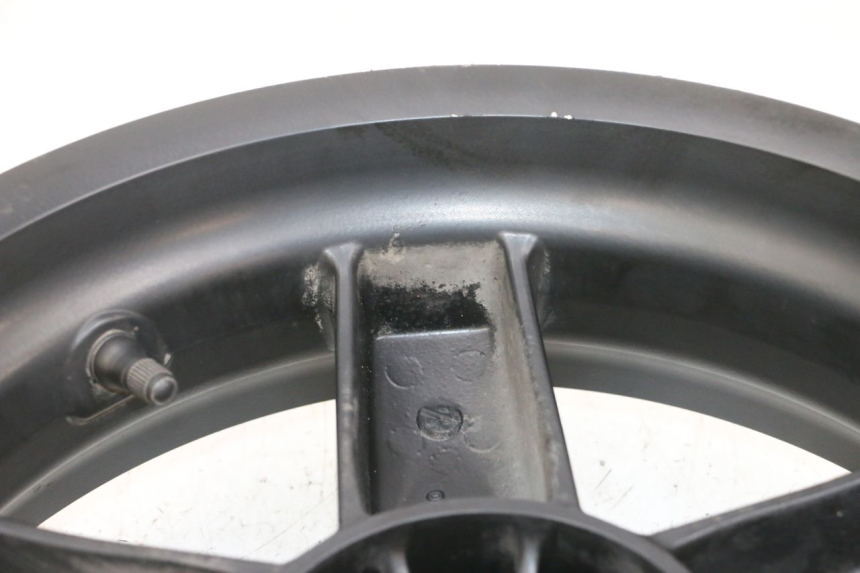 photo de LLANTA TRASERA PIAGGIO XEVO - X EVO 125 (2007 - 2016) - Características distintivas