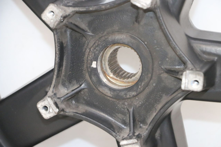 photo de LLANTA TRASERA PIAGGIO XEVO - X EVO 125 (2007 - 2016) - Recambio usado revisado