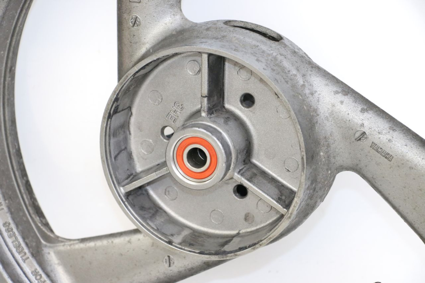 photo de LLANTA TRASERA YAMAHA XJ600 XJ DIVERSION 600 (1992 - 1997)