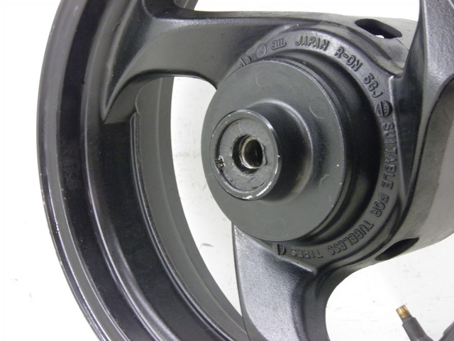 photo de LLANTA TRASERA YAMAHA XP T-MAX TMAX ABS 500 (2000 - 2003)