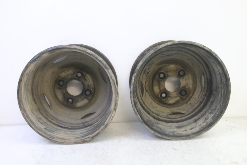 photo de LLANTA TRASERA YAMAHA YFM GRIZZLY 550 (2008 - 2015)