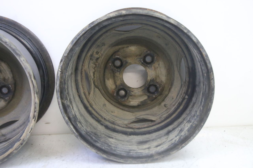 photo de LLANTA TRASERA YAMAHA YFM GRIZZLY 550 (2008 - 2015)