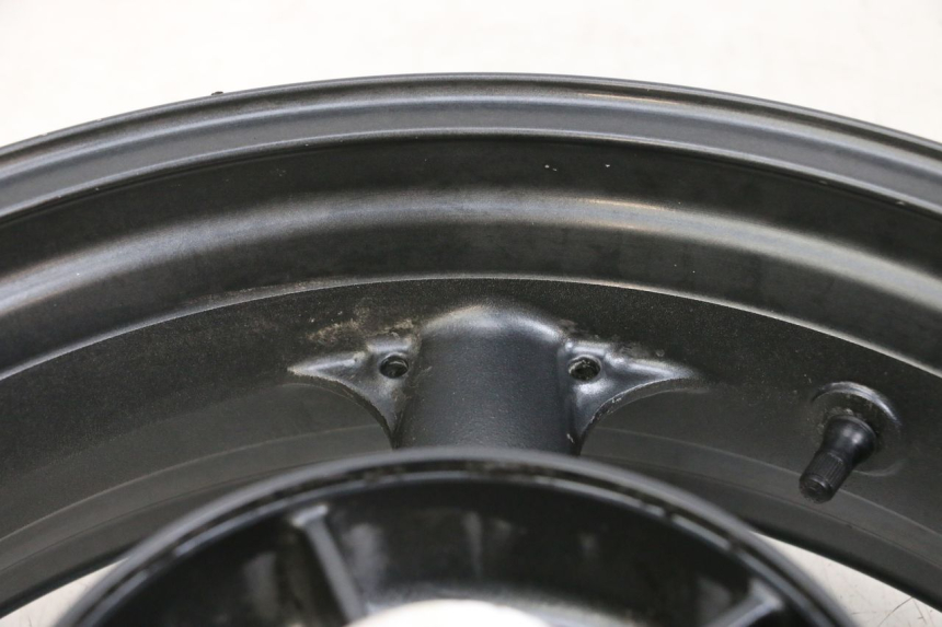 photo de LLANTA TRASERA KAWASAKI ZR 7 750 (1999 - 2001) - Otra perspectiva