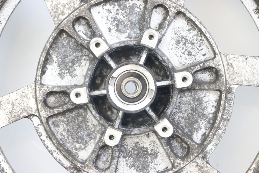 photo de Llanta delantera HYOSUNG GV AQUILA 125 (2000 - 2004) - Estado de la superficie y material