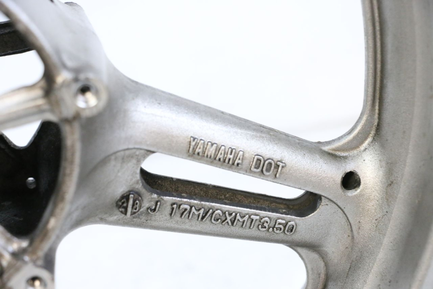 photo de LLANTA DELANTERA YAMAHA FJR ABS 1300 (2006 - 2012) - Zoom estado de uso