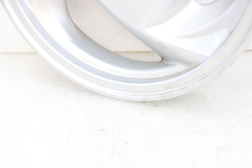 photo de LLANTA DELANTERA  SYM GTS EVO 125 (2009 - 2013) - Características distintivas