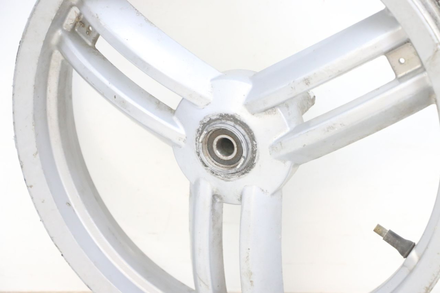 photo de LLANTA DELANTERA PEUGEOT LUDIX 50 (2008 - 2017) - Características distintivas