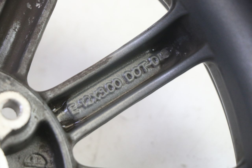 photo de LLANTA DELANTERA PIAGGIO MP3 LT 400 (2007 - 2012) - Detalle de la pieza