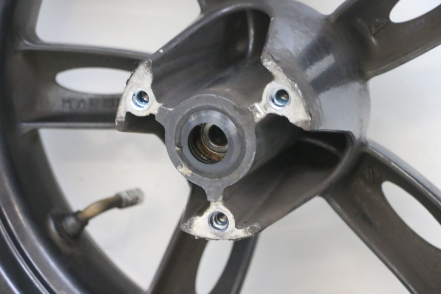 photo de LLANTA DELANTERA YAMAHA NEOS NEO'S 4T 50 (2008 - 2016) - Primer plano técnico