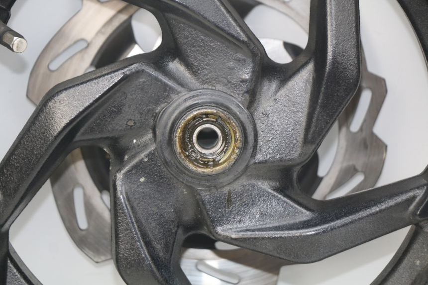 photo de LLANTA DELANTERA SYM ORBIT III 3 4T 50 (2018 - 2021)