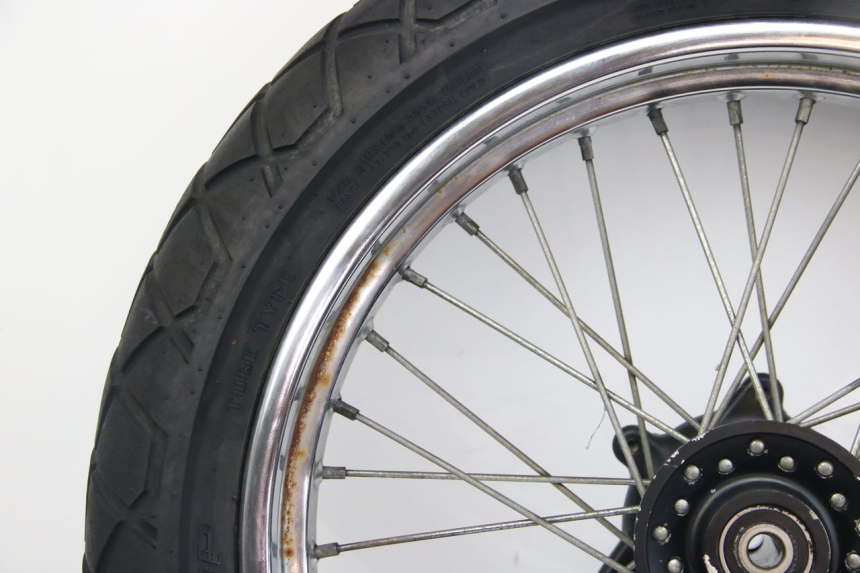 photo de LLANTA DELANTERA HYOSUNG RT KARION 125 (2003 - 2007)