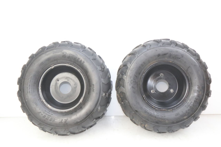 photo de LLANTA DELANTERA CHINESE QUAD SPEEDY DELUXE 125