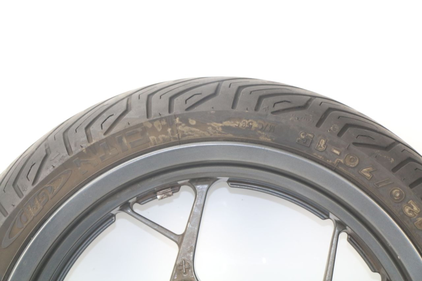 photo de LLANTA DELANTERA  YAMAHA XMAX X-MAX ABS 125 (2014 - 2016) - Características distintivas