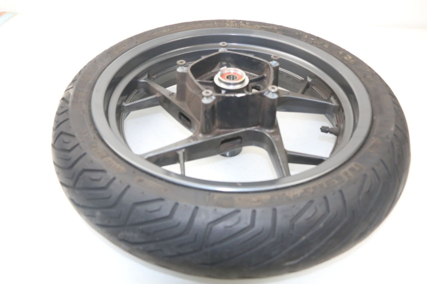 photo de LLANTA DELANTERA  YAMAHA XMAX X-MAX ABS 125 (2014 - 2016) - Primer plano técnico