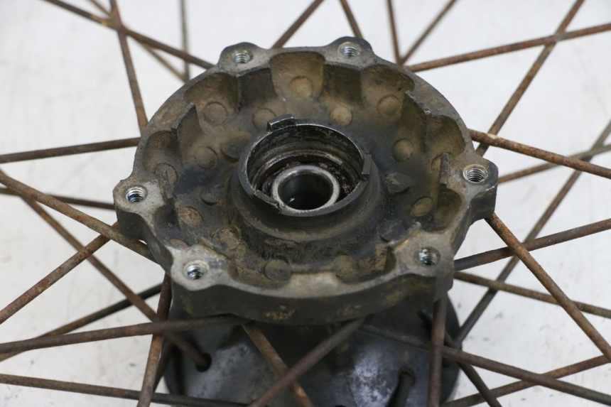 photo de LLANTA DELANTERA  YAMAHA DTLC 125 (1982 - 1987)