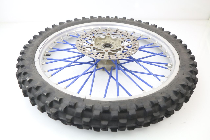 photo de LLANTA DELANTERA  YAMAHA YZ 125 (1998 - 2005) - Estado de la superficie y material