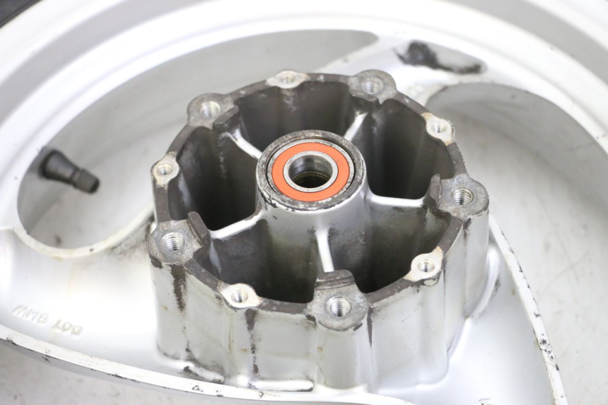 photo de LLANTA DELANTERA Y NEUMÁTICO BMW C1 125 (2000 - 2003)