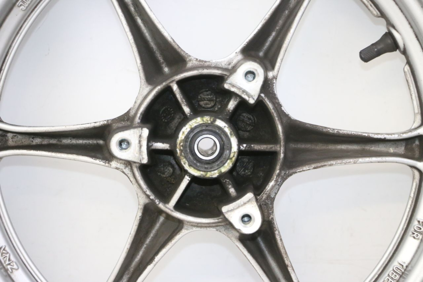 photo de LLANTA DELANTERA Y NEUMÁTICO SUZUKI BURGMAN 125 (2007 - 2014)