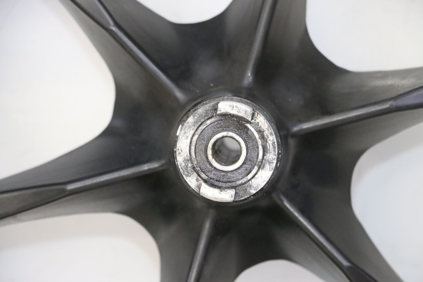 photo de LLANTA DELANTERA Y NEUMÁTICO SUZUKI BURGMAN 125 (2007 - 2014)