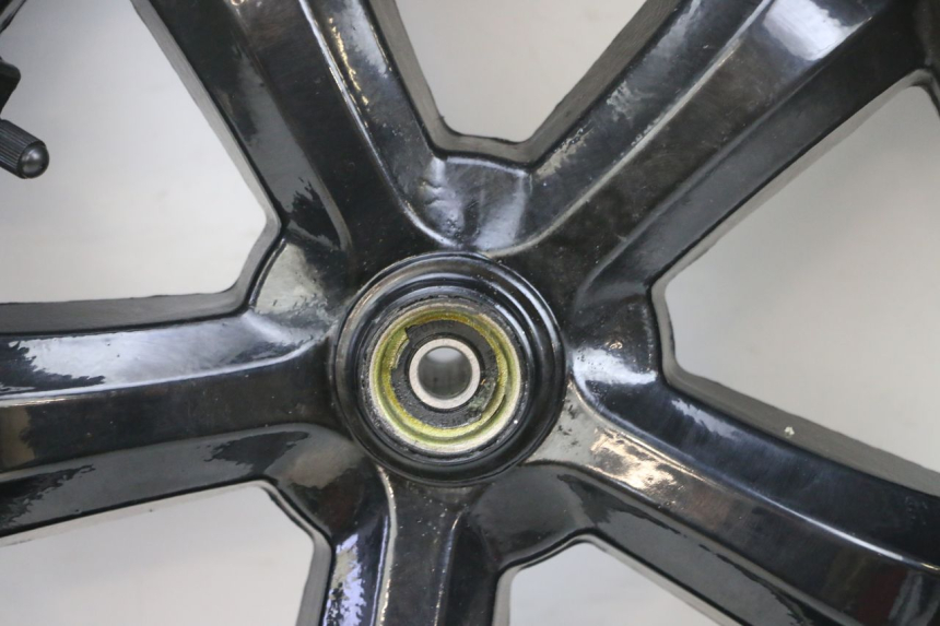 photo de LLANTA DELANTERA Y NEUMÁTICO SYM CROX 4T 50 (2016 - 2023) - Marcados y referencias originales