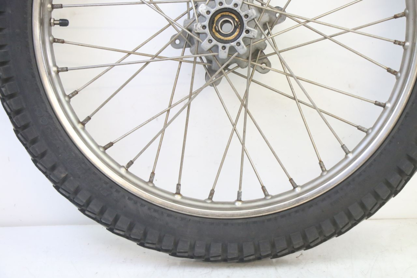 photo de LLANTA DELANTERA Y NEUMÁTICO APRILIA ETX 125 (1998 - 2002)