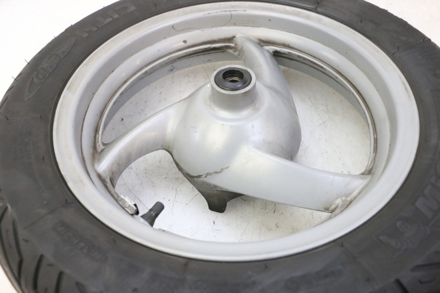 photo de LLANTA DELANTERA Y NEUMÁTICO HONDA FES S-WING SWING ABS 125 (2007 - 2015)