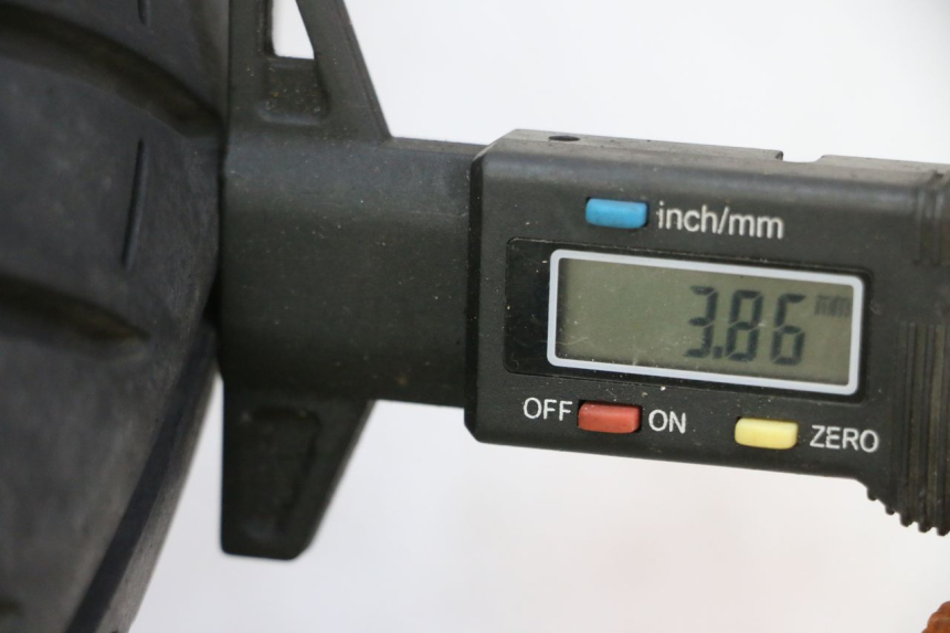 photo de LLANTA DELANTERA Y NEUMÁTICO STAHO FH 50 (2018 - 2019)