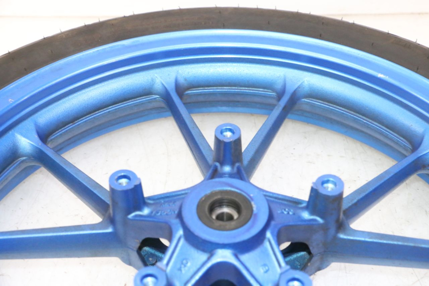 photo de LLANTA DELANTERA Y NEUMÁTICO STAHO FH 50 (2018 - 2019)