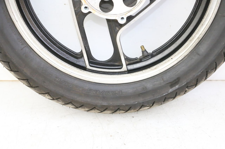 photo de LLANTA DELANTERA Y NEUMÁTICO YAMAHA FJ 36Y 1100 (1984 - 1985)