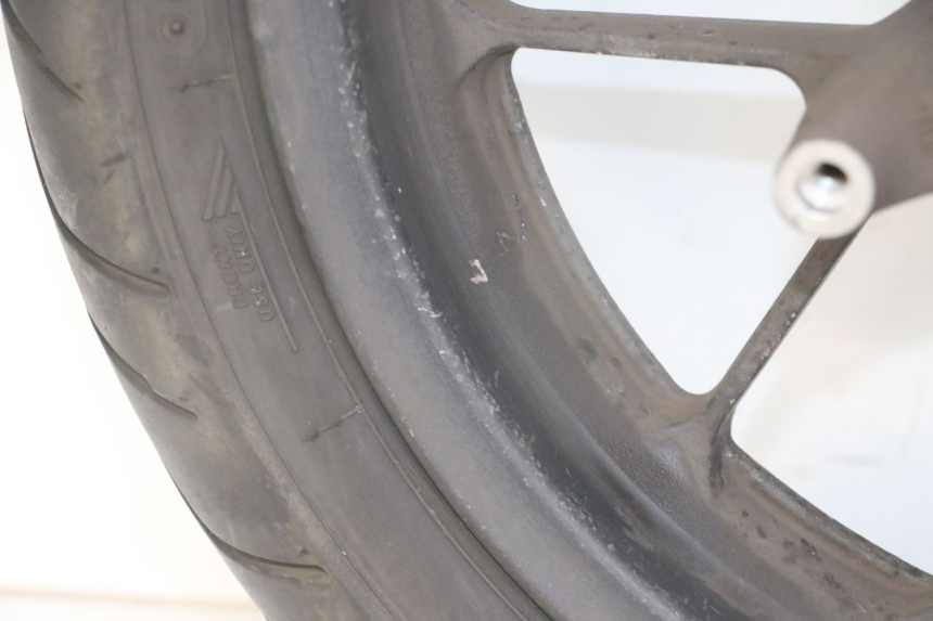photo de LLANTA DELANTERA Y NEUMÁTICO HONDA FORZA ABS 300 (2013 - 2019)