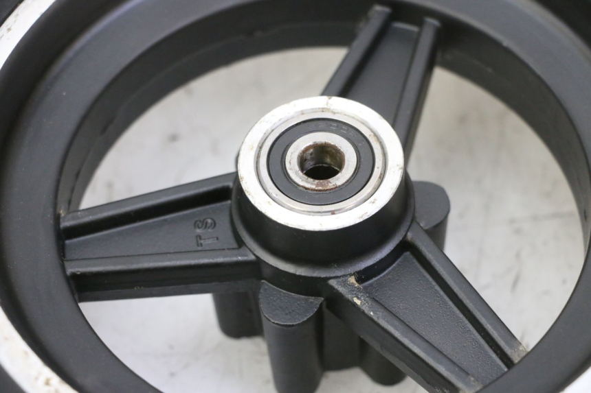 photo de LLANTA DELANTERA Y NEUMÁTICO HITWAY H5 1