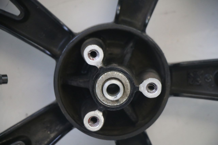 photo de RINDE DELANTERA Y NEUMÁTICO PEUGEOT KISBEE 2T 50 (2010 - 2017)