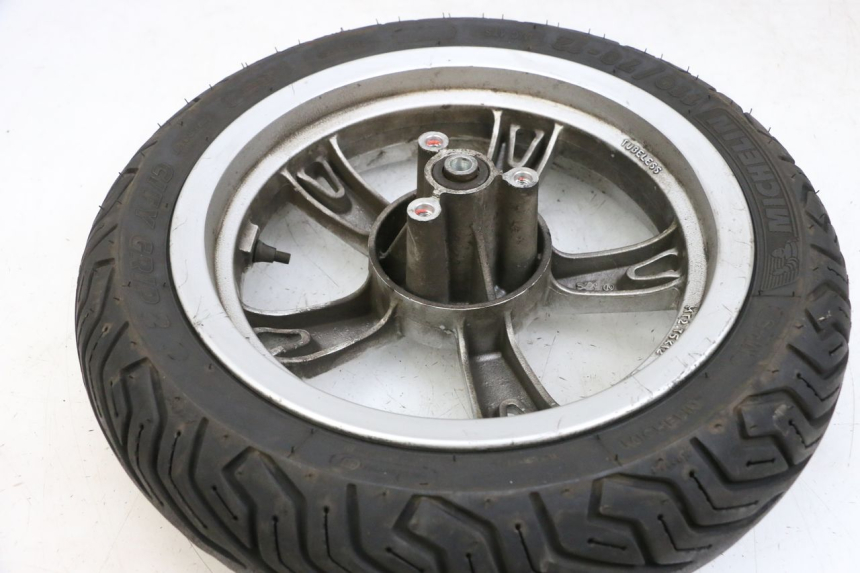 photo de LLANTA DELANTERA Y NEUMÁTICO PEUGEOT KISBEE 4T 50 (2010 - 2017)