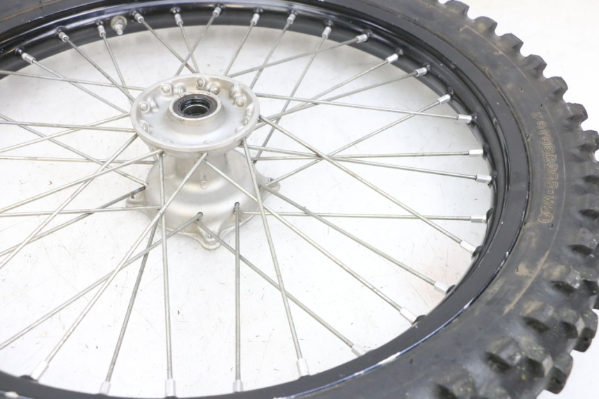 photo de LLANTA DELANTERA Y NEUMÁTICO KAWASAKI KXF KX-F 250 (2017 - 2019) - Otra perspectiva