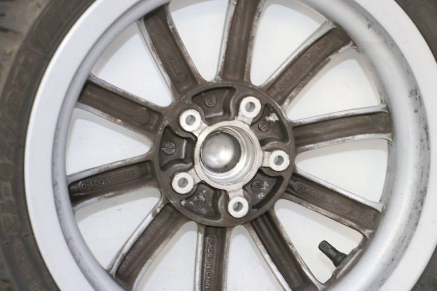 photo de LLANTA DELANTERA Y NEUMÁTICO PIAGGIO MP3 RL 250 (2007 - 2010)