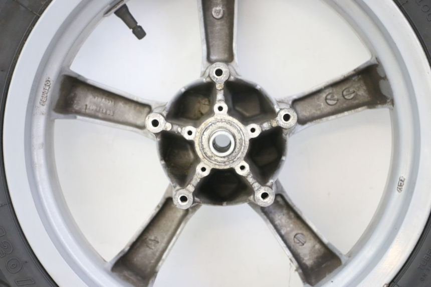 photo de LLANTA DELANTERA Y NEUMÁTICO PEUGEOT SATELIS 125 (2013 - 2018)